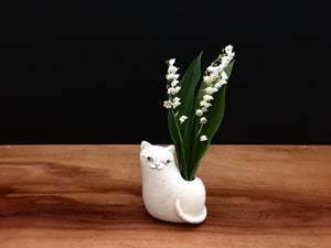 kitty cat vase / cream and sugar