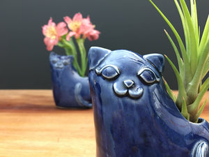 kitty cat vase / royal blue